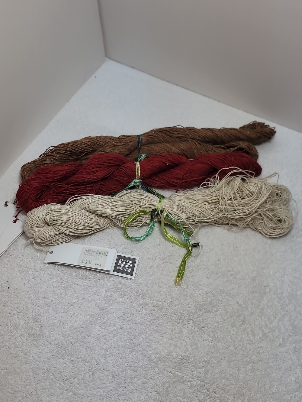 Shibui "Twig" 3 Hanks NWT